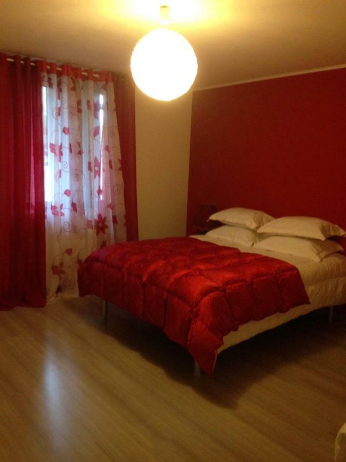 Hotel Bienvenue chez Zina Vesoul Exterior foto